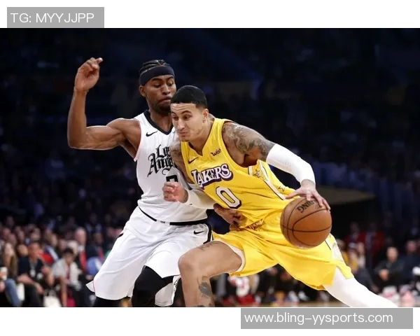 库兹马分享新赛季角色定位强调持球突破与传球选择的重要性